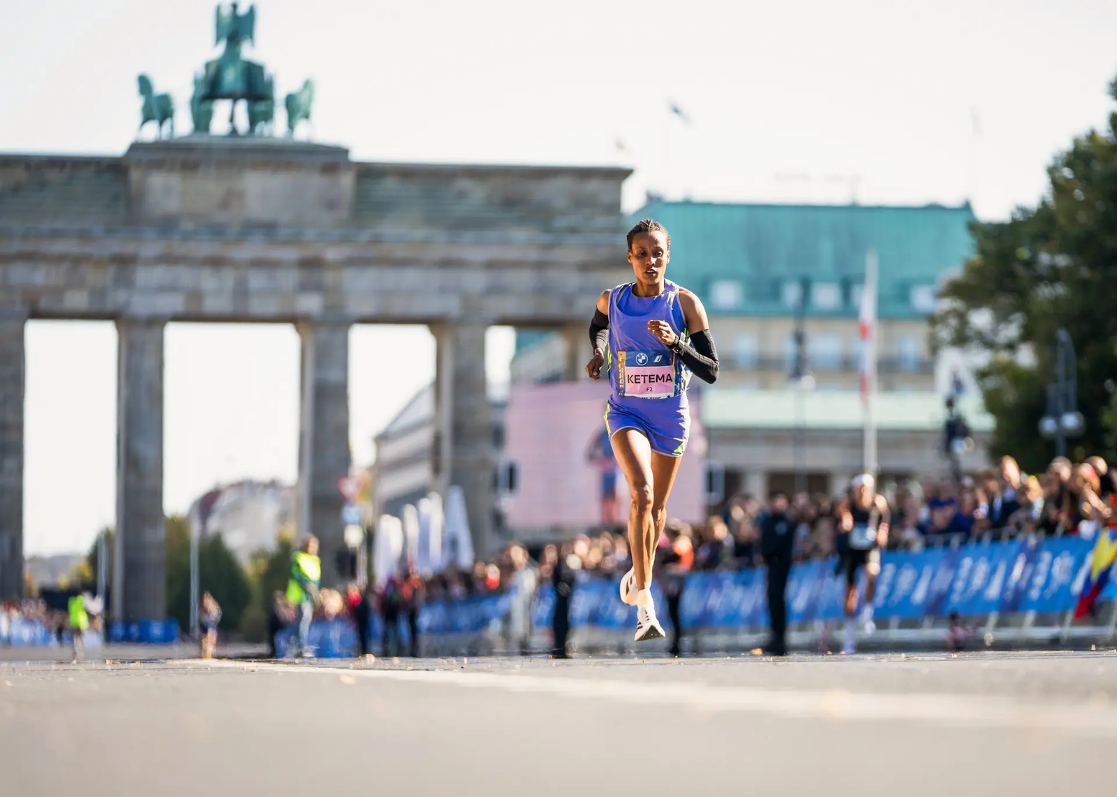 Tigist Ketema running towards the finish line at the end of the Berlin Marathon